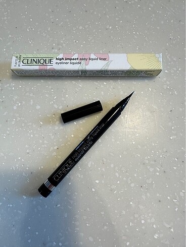 Clinique Clinique kahverengi eyeliner