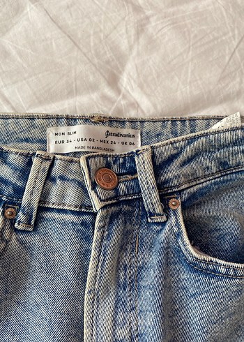 s Beden Stradivarius yüksek bel mom jean