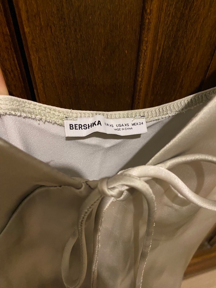 BERSHKA Saten Uzun Bağlamalı Elbise - Görsel 4