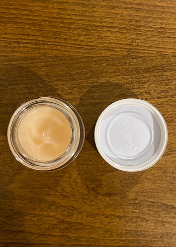 Clinique Moisture Surge 30ml Nemlendirici Yüz Kremi - Görsel 4