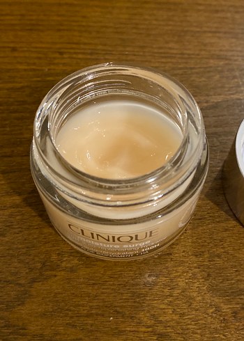 Clinique Moisture Surge 30ml Nemlendirici Yüz Kremi - Görsel 2