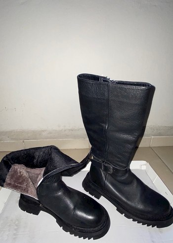 Kadın Siyah Hakiki Deri Tokalı Dizüstü Bot - Görsel 8