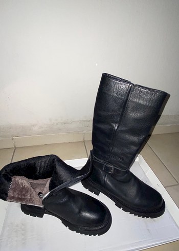 Kadın Siyah Hakiki Deri Tokalı Dizüstü Bot - Görsel 9