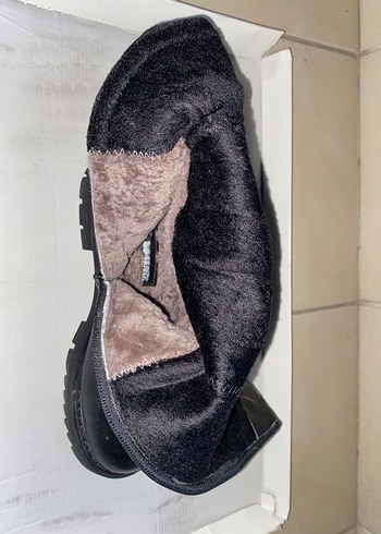 Kadın Siyah Hakiki Deri Tokalı Dizüstü Bot - Görsel 10