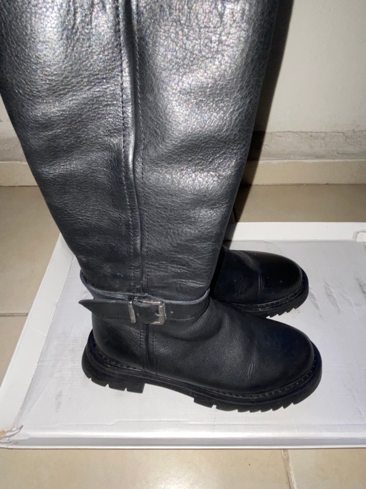 Kadın Siyah Hakiki Deri Tokalı Dizüstü Bot - Görsel 4