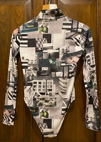 Desenli Uzun Kollu Yüksek Yakalı Kadın Bluz - Görsel 4