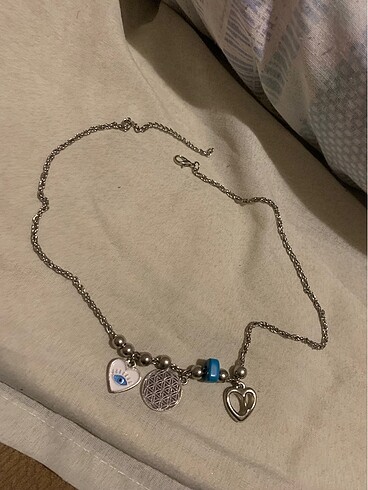 Accessorize kolye
