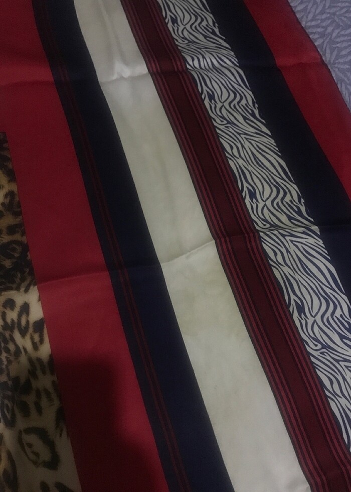 İpek eşarp - Görsel 4