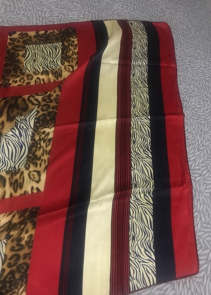 İpek eşarp - Görsel 3