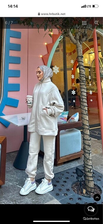 Üç sardonlu Eşofman takımı