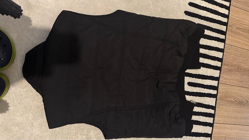 Siyah yelek mont - Görsel 5