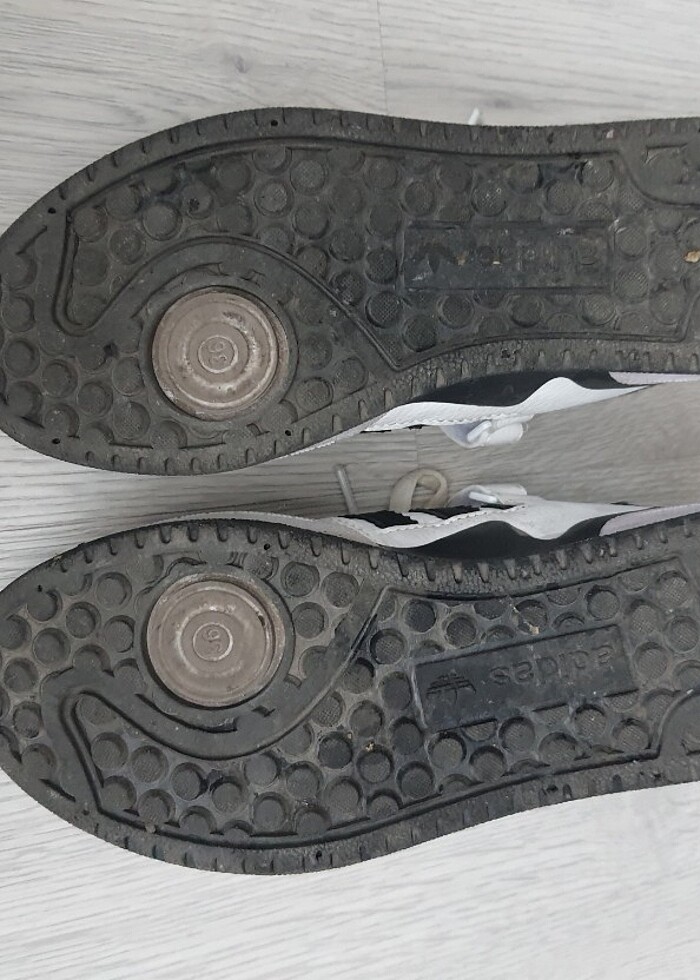 ADİDAS SPOR AYAKKABI 36 NUMARA - Görsel 3