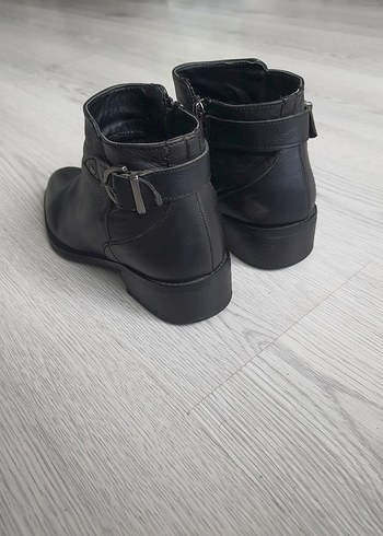 HAKİKİ DERİ 36 NUMARA BAYAN BOTU - Görsel 4