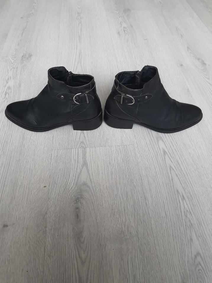 HAKİKİ DERİ 36 NUMARA BAYAN BOTU - Görsel 3