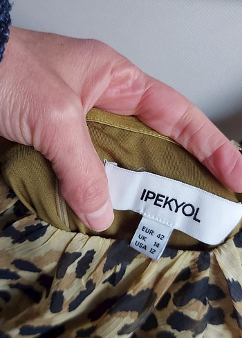 Drapeli Leopar Desenli Uzun Kadın Elbise - Görsel 3