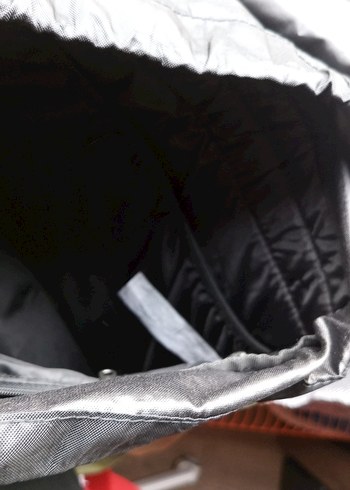 Yeşil Kadın Sırt Çantası Tokalı - Görsel 2