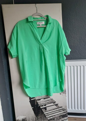 IPEKYOL Yeşil V Yaka Düğmeli Kadın Gömlek - Görsel 3