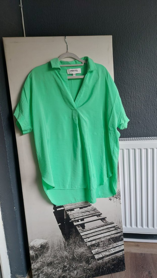 IPEKYOL Yeşil V Yaka Düğmeli Kadın Gömlek - Görsel 3