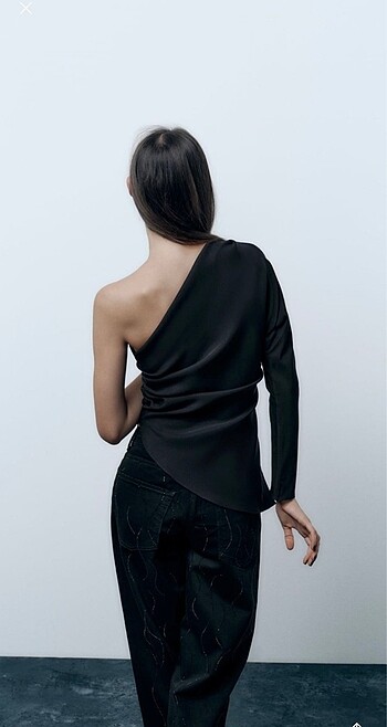 Zara Zara asimetrik bluz