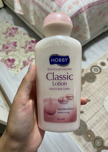 Hobby Classic Nemlendirici El ve Vücut Losyonu 300 ml