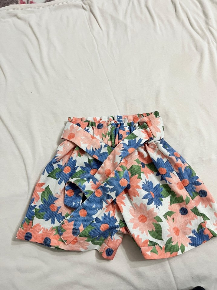 Renkli Çiçek Desenli Kız Şortu - Görsel 2