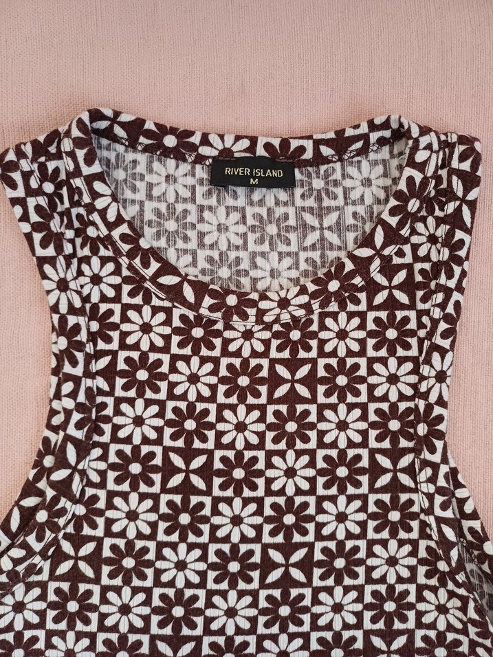 Kahverengi V Yaka Kadın Kolsuz Üst - Görsel 2