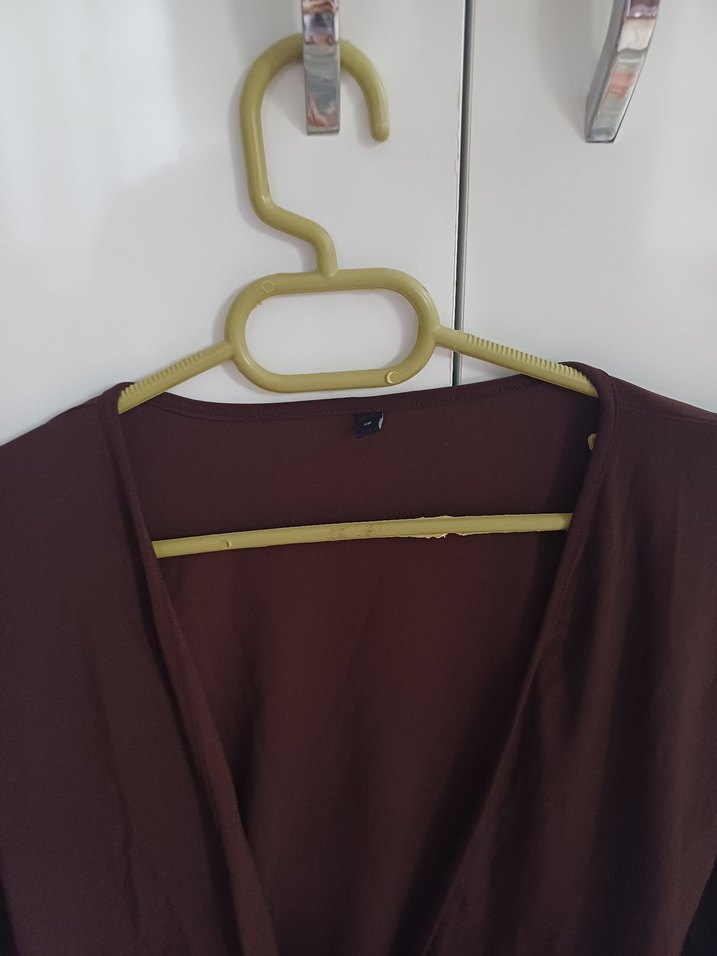 V Yaka Kahverengi Süet Bluz - Görsel 2