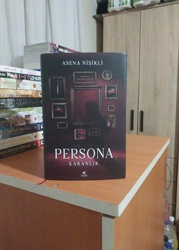 Persona Karanlık - Asena Nişikli