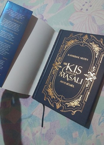 Beden Renk Bir Kış Gecesi Masalı - Katherine Arden