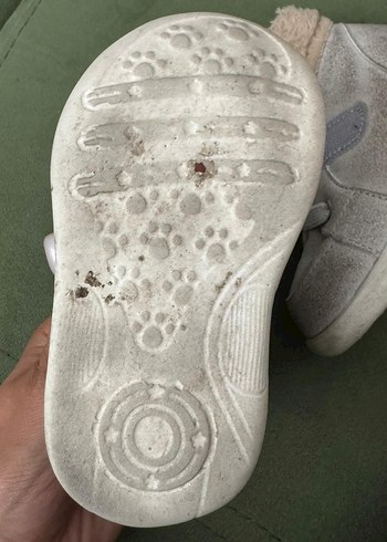 21 Beden Vicco Marka Kız Çocuk Gri Süet İlk Adım Ayakkabısı