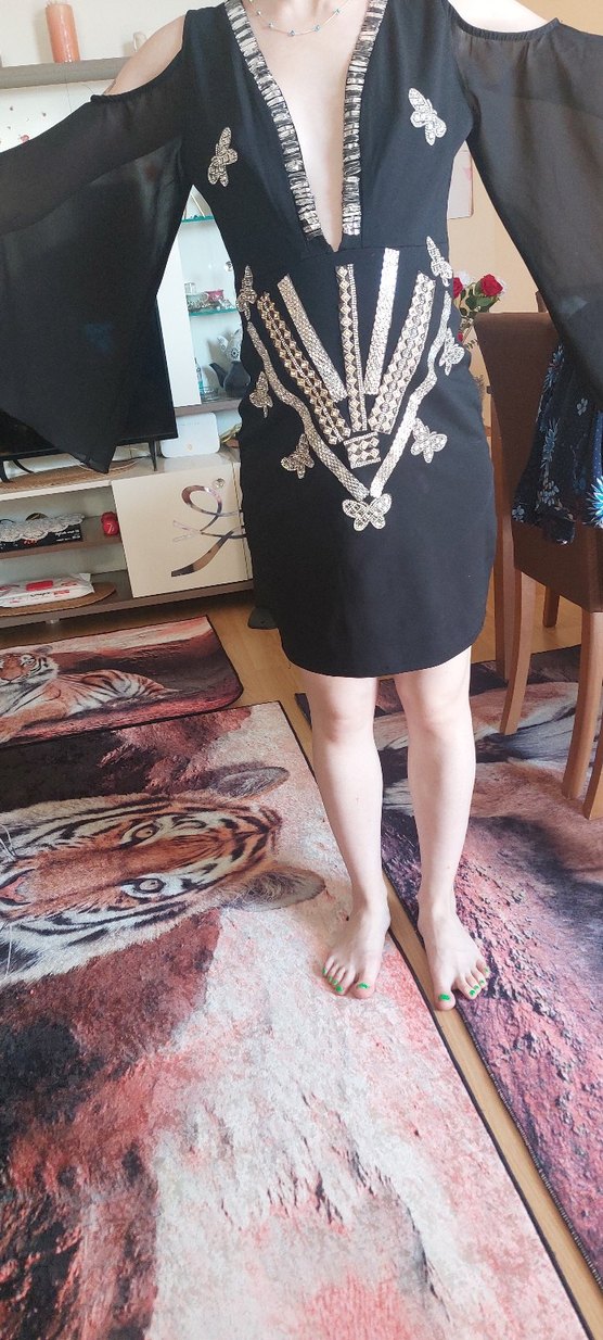 Siyah Nakışlı Midi elbise - Görsel 4