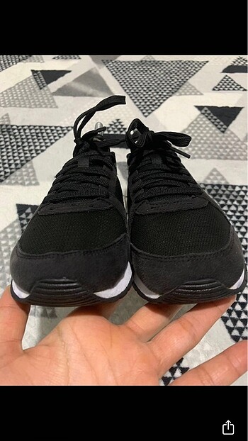37,5 Beden siyah Renk Puma Spor Ayakkabı