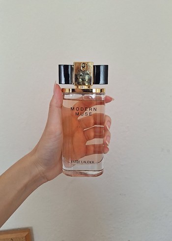 Diğer Estée Lauder Modern Muse Parfüm 100 ml