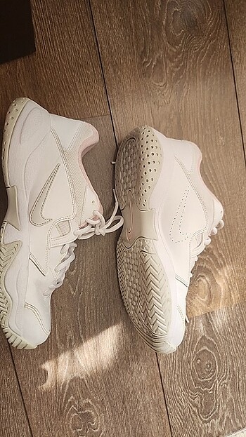 38,5 Beden Nike spor ayakkabı