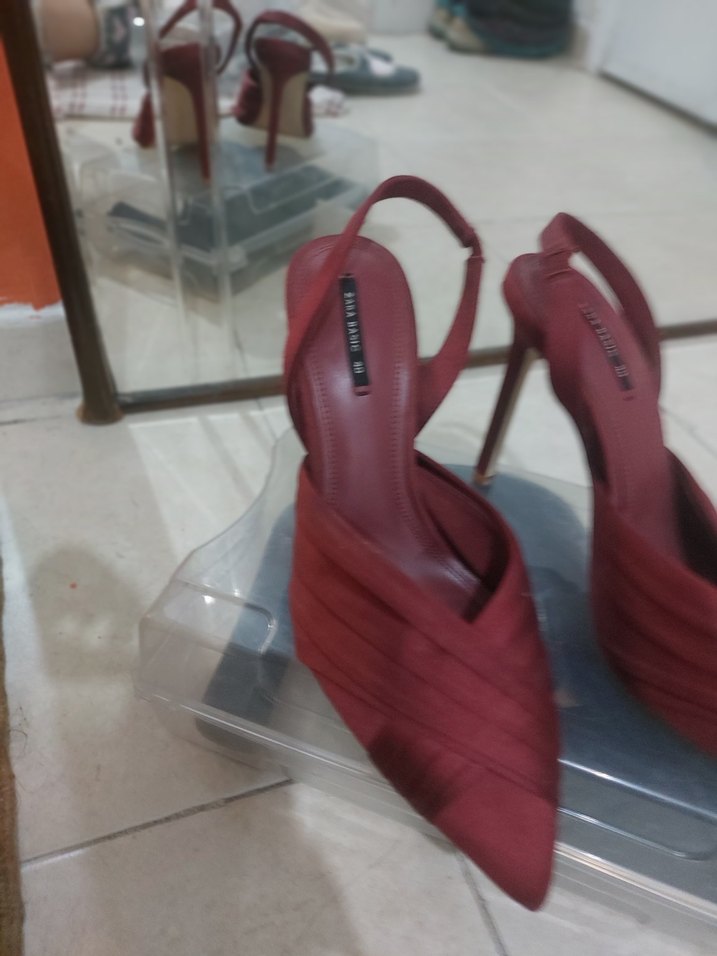 Kırmızı Süet Pliseli Stiletto Topuklu Kadın Ayakkabı - Görsel 2