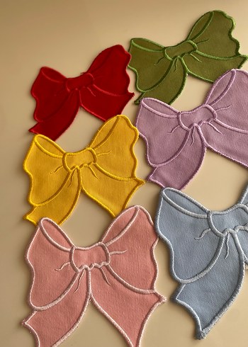 Renkli fiyonk sunum peçetesi - Görsel 5