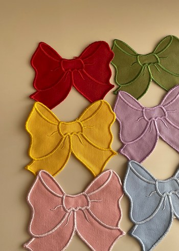 Renkli fiyonk sunum peçetesi - Görsel 2