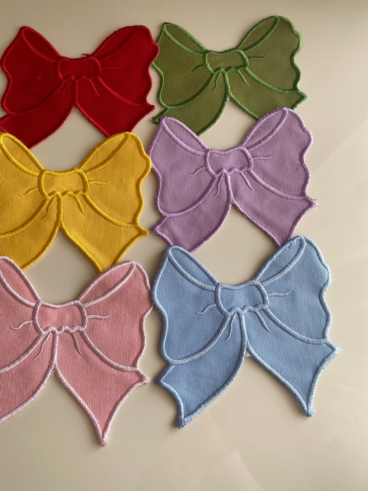 Renkli fiyonk sunum peçetesi - Görsel 3