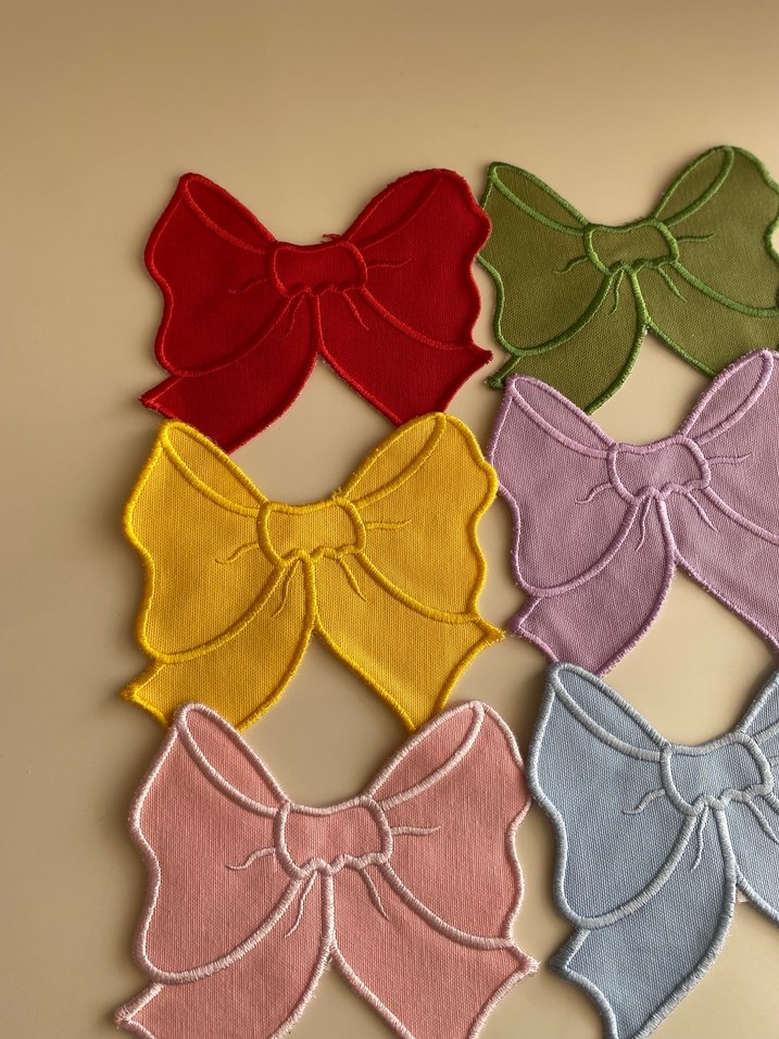 Renkli fiyonk sunum peçetesi - Görsel 2