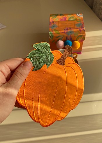 Nakışlı Turuncu Balkabağı sunum peçete - Görsel 3