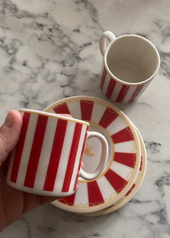 Kırmızı Çizgili Porselen Fincan Takımı - Görsel 6