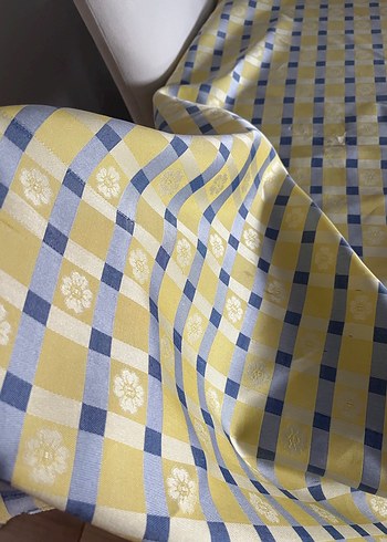 Jakarlı Dertsiz Yuvarlak Masa Örtüsü - Görsel 2