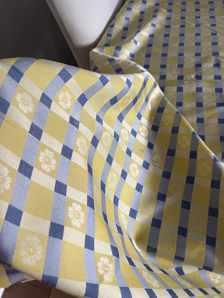 Jakarlı Dertsiz Yuvarlak Masa Örtüsü - Görsel 2