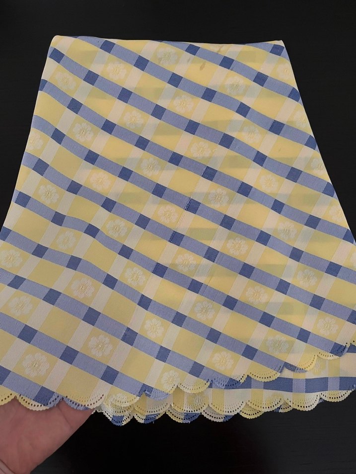 Jakarlı Dertsiz Yuvarlak Masa Örtüsü - Görsel 3