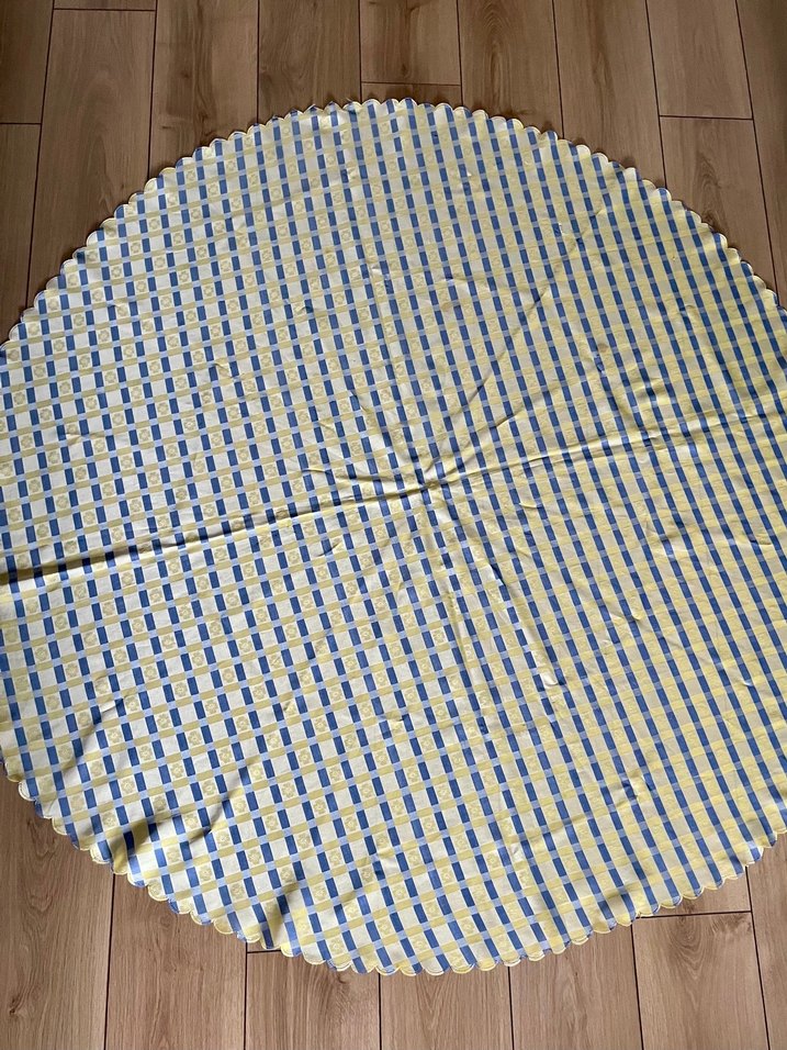 Jakarlı Dertsiz Yuvarlak Masa Örtüsü - Görsel 5