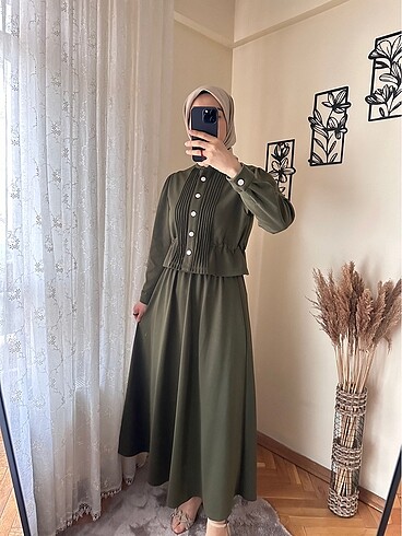 Diğer Belden Lastikli Düğme Detaylı Etek Takım