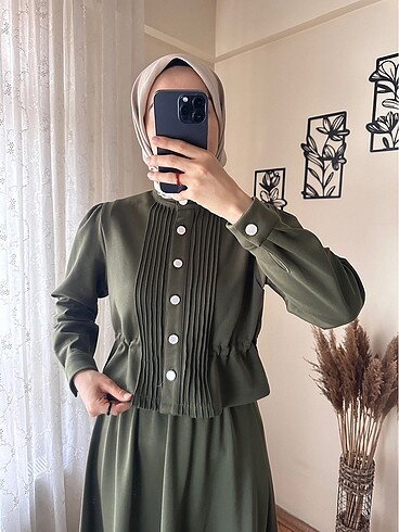 38 Beden haki Renk Belden Lastikli Düğme Detaylı Etek Takım