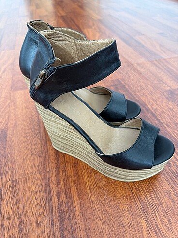 37 Beden Platform Topuk Sandalet Oi Arte