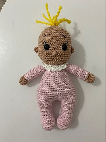 Amigurumi oyuncak bebek
