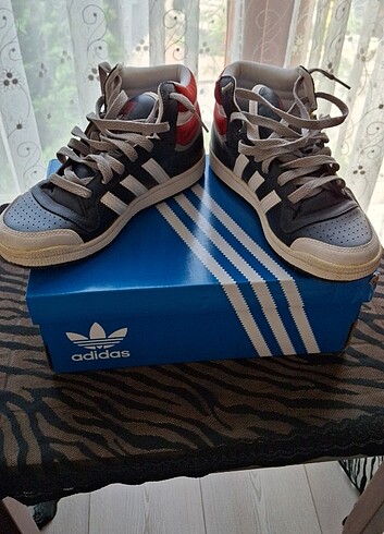 36,5 Beden Adidas spor ayakkabı unisex